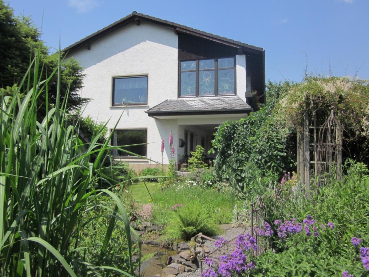 Ferienwohnung Urlaub im Naturgarten Bergneustadt Exterior foto